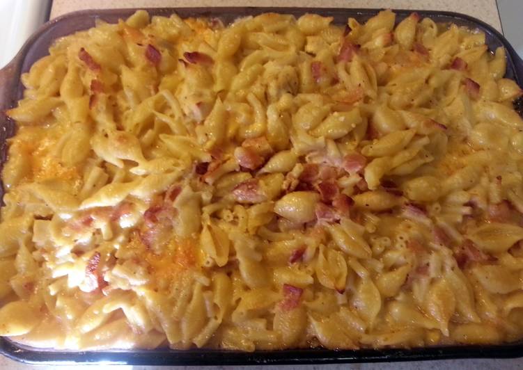 receipe for mac and cheese that has chichen and bacon in it